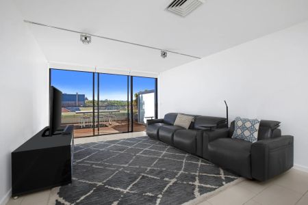 316/180 Marine parade , - Photo 4