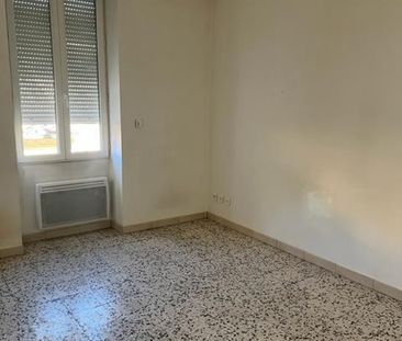 Location Appartement 2 pièces 37m² NIMES 30000 - Photo 4