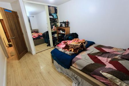 2 Bed Flat, The Rookery, HA3 - Photo 3