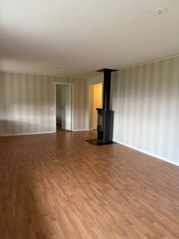 Ängvägen, Åsbro - Foto 3