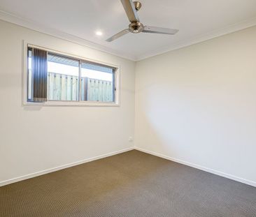 Perfect Family Home With Extra Space! - Photo 4