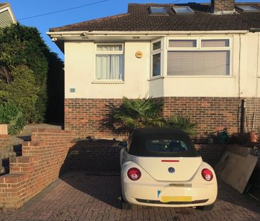 3 Bed Semi-Detached House, Woodbourne Avenue, BN1 - Photo 1