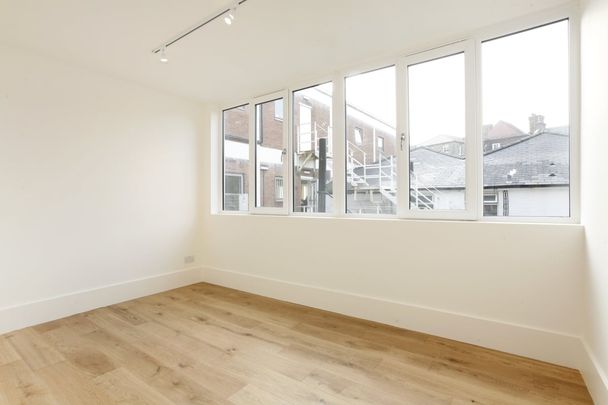 3 bedroom apartment to rent - Photo 1