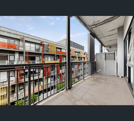 913/59 Paisley Street, Footscray, Vic 3011 - Photo 1