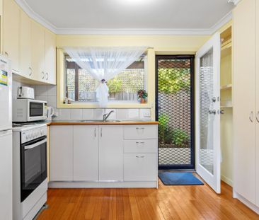 Light-Filled, Low-Maintenance Living Near Keilor Road - Photo 5