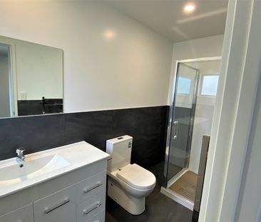 Easy Living in a Stylish 3-Bedroom Home - Photo 3
