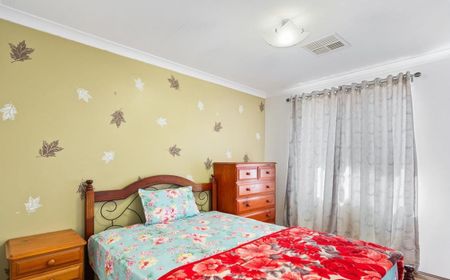 30 Cheltenham Loop, Bertram WA 6167 - House For Rent | Domain - Photo 2