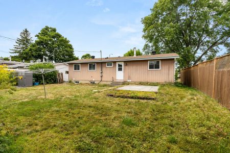 For Lease - 320 Reynolds Drive Unit# B, Orleans - Cumberland and Area, Ontario - Photo 3