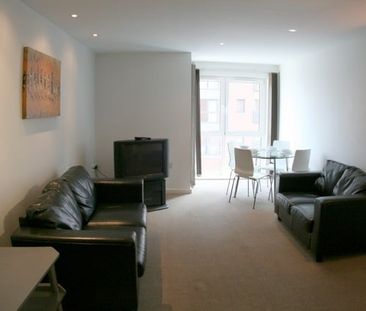 Sedgewick Court, Central Way, Warring... - Photo 2