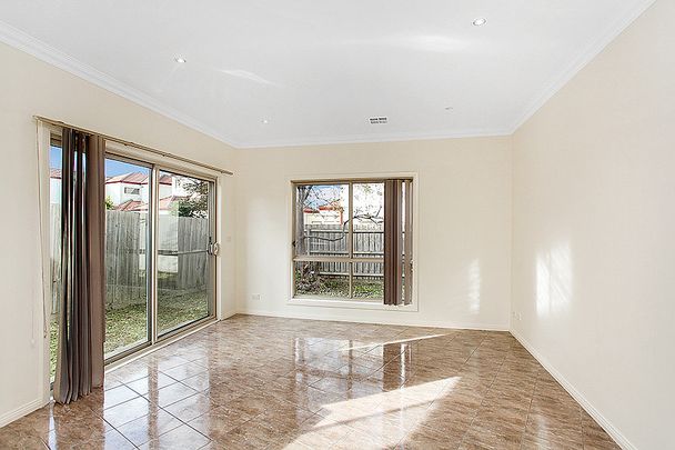 7 Marti Court - Photo 1