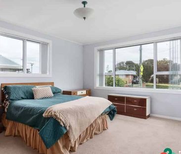 In the Heart of Halswell - Photo 2