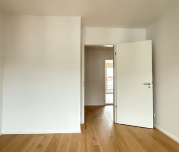 Erstbezug - Neubau 3-Zimmer-Penthouse mit Balkon, Stellplatz, Alter... - Photo 6