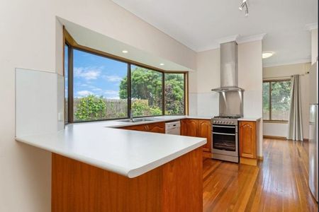 6 Blue Ridge Avenue, Wulguru - Photo 3