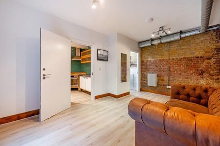 3 bedroom apartment to rent - Photo 2