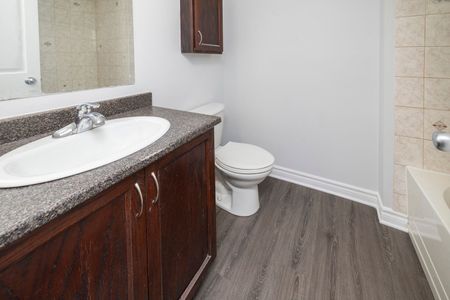 For Lease - 740 Chapman Mills Drive Unit# A, Barrhaven, Ontario - Photo 5