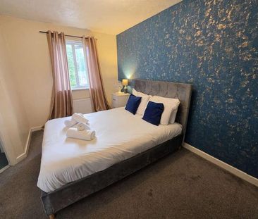 Stretford Road, Hulme, Manchester, M15 - Photo 5