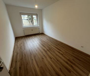 Bruck. Goethestraße - 3 (2 SZ) Zimmerwohnung mit Loggia ... Erstbez... - Foto 3