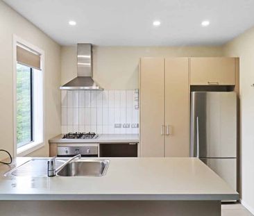 Townhouse Living - Photo 2