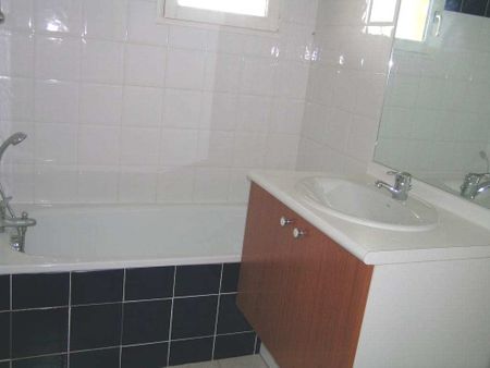 Location Appartement 3 pièces 55m² GRENADE 31330 - Photo 2