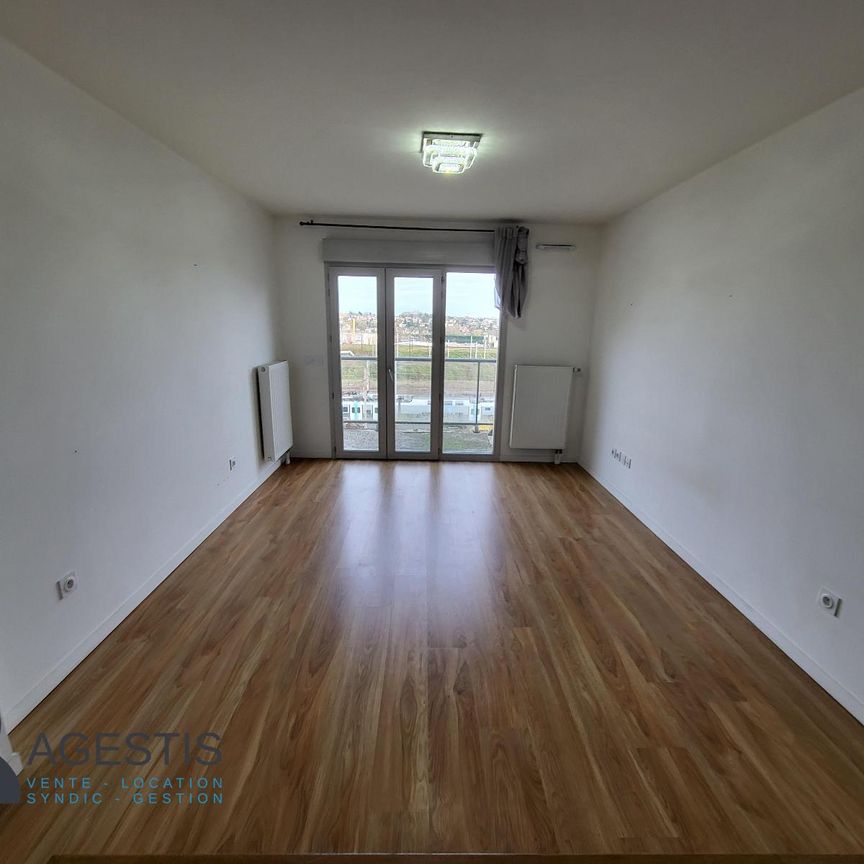 Location Appartement 2 pièces 38m² LA ROCHETTE 77000 - Photo 1