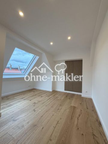 Neubau im Altbau - Lichtdurchflutete Dachgeschosswohnung in Berlin-Schöneberg - Photo 3