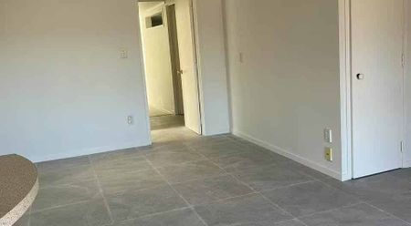 Charming 6-Bedroom Lifestyle Property in Dairy... - Photo 5