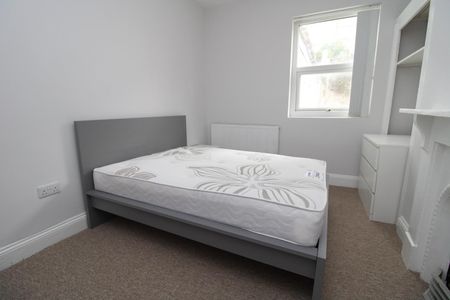 Ashford Road, Plymouth - Photo 3