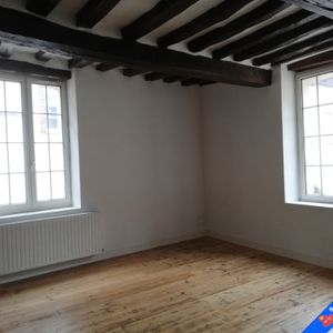 Location Appartement 1 pièce 32m² JOIGNY 89300 - Photo 2