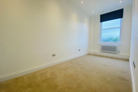 St. Marys Gate - Photo 2