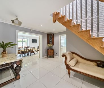 5 bedroom detached house to rent - Photo 3