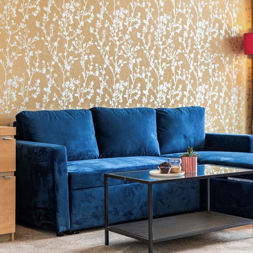 2 Bed Flat, Sharpthorne Court, BN1 - Photo 1