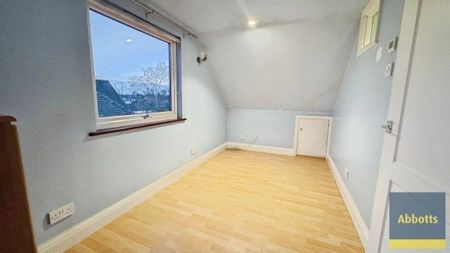 Clapgate Lane, Ipswich - Photo 2