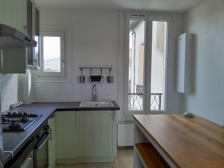 APPARTEMENT T5 EN DUPLEX - 39 RUE GARIBALDI - Photo 4