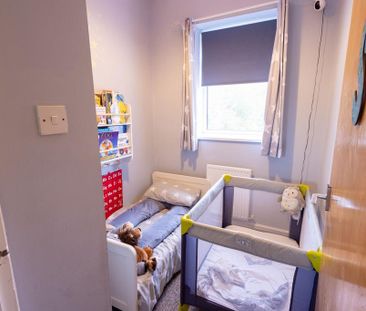 2 bedroom terraced house to rent - Photo 3
