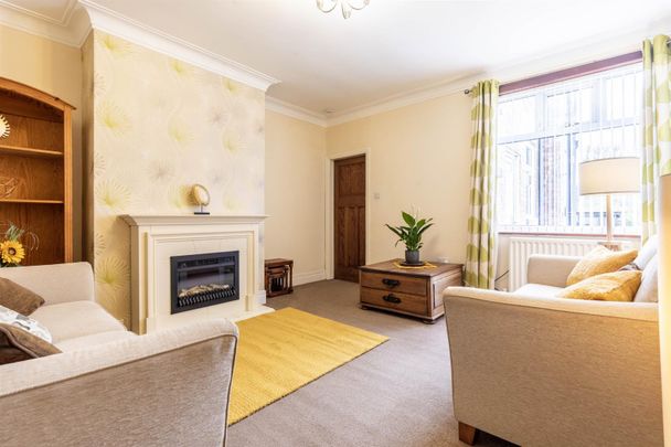 2 bed flat to rent in Danby Gardens, Heaton, NE6 - Photo 1