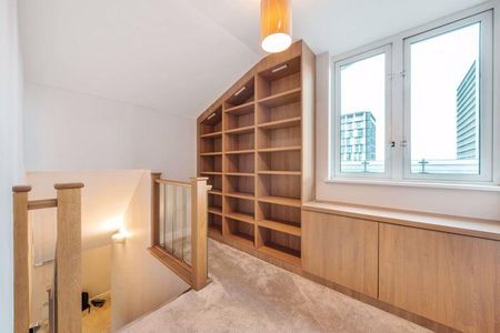 2 bedroom penthouse to rent - Photo 4