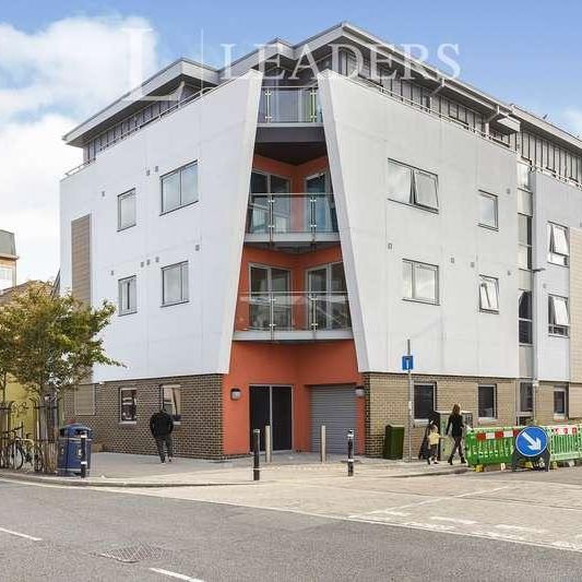 Fawcett Road, Southsea, PO4 - Photo 1