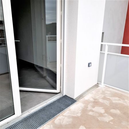 Location Appartement 2 pièces 44m² NIMES 30000 - Photo 3