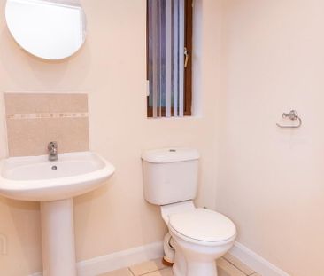 4 Elmcourt, 315 Beersbridge Road, Belfast, BT5 5DS - Photo 6