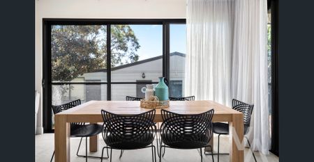 Your Next Move. - Photo 2