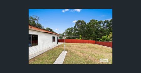 Neat and Tidy Home! - Photo 2