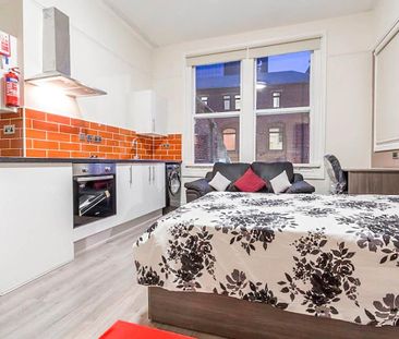 Studio to rent - Photo 1