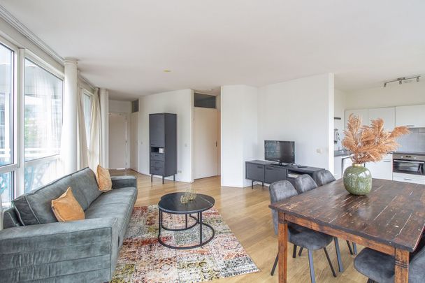 Appartement te huur: Burgemeester De Monchyplein 42 2585 DD Den Haag - Photo 1