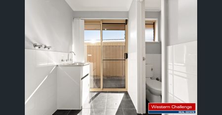 QUIET CUL DE SAC Location - 3 x 1 Close to Shops , Train & Transport Links - Photo 3