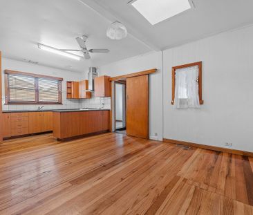 Comfortable 4-Bedroom Home in a Sought-After Location - Photo 6