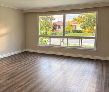 For Lease - 24 Cora Crescent, Toronto, Ontario - Photo 6