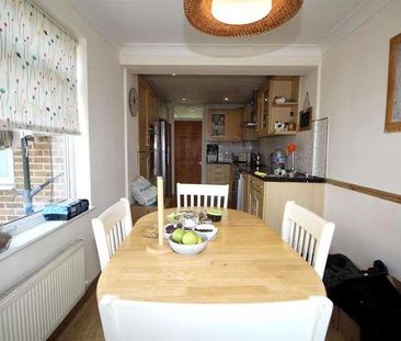 Downfield Road, Cheshunt, Waltham Cross, EN8 - Photo 3