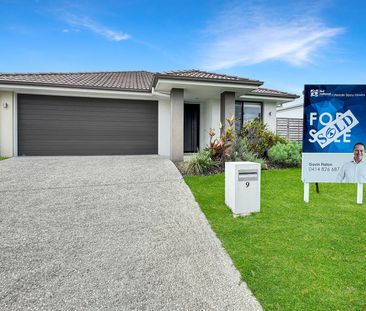 Large Family Home 4 Bedroom + Media - Photo 1