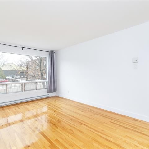 1947 Rue Labelle - Photo 1