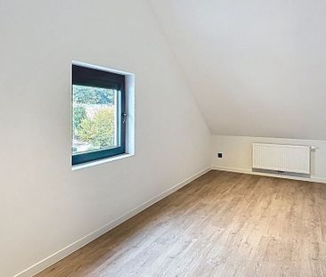 Woning te huur in Oostkamp voor € 1.395 met 4 slaapkamers - Photo 1